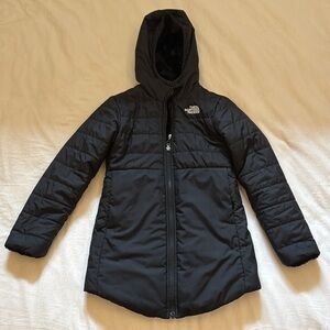 The North Face Girls Jacket, Size: Girls Small, Black.